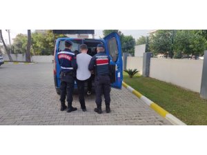 Manavgat’ta 10 Yıl Hapis Cezası İle Aranan Firari Jandarma Operasyonuyla Yakalandı