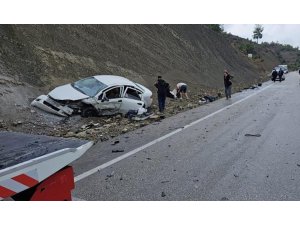 Burdur’da 3 Araçlı Zincirleme Kaza: 5 Yaralı