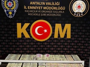 Antalya’da Sahte Para Operasyonu: 3 Kişi Tutuklandı