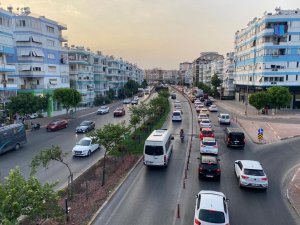 Antalya’da Motorlu Kara Taşıtları Sayısı 1 Milyon 432 Bin 636 Oldu