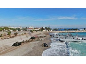 Türk Deniz Kuvvetleri "Doğu Akdeniz-2023 Tatbikatı"nda Nefes Kesti