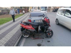 Motosiklet İle Otomobil Kavşakta Çarpıştı, Otomobil Sürücüsü 2,44 Promil Alkollü Çıktı