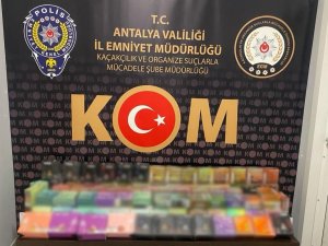 Antalya’da Kaçak Sigara Ve Sahte Alkol Operasyonu