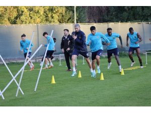 Alanyaspor, Antalyaspor Maçı Hazırlıklarına Başladı