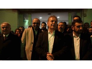 Burdur’da AK Parti Belediye Başkan Adayı Şimşek’e coşkulu karşılama