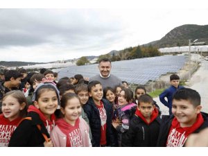 Alanya Belediyesi Güneş Enerji Santrali öğrencileri ağırladı