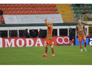 Alanyaspor’da Efecan Karaca gol suskunluğunu bozdu