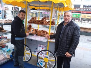 Antalya’da simit fiyatları vatandaşın cebini yakıyor