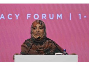Antalya Diplomasi Forumu 2024’de Emine Erdoğan’a övgü