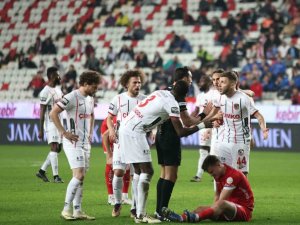 Trendyol Süper Lig: Antalyaspor: 1 - Gaziantep FK: 0 (Maç sonucu)