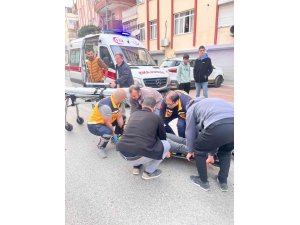 Manavgat’ta 3 araçlı zincirleme kaza: 2 yaralı