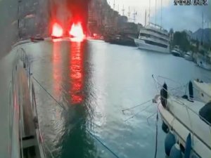 Alanya’da iki teknede çıkan yangın güvenlik kamerasına yansıdı