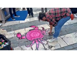 Antalya’nın rögar kapaklarına sanatsal dokunuş