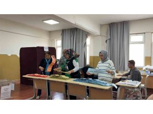 Isparta’da oy sayma işlemi devam ediyor