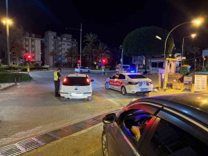 Alanya’da 8 araç trafikten men edildi