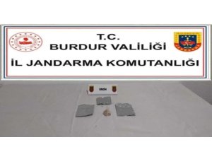 Burdur’da jandarmanın kaçakçılık ve uyuşturucu operasyonlarında 7 şüpheli tutuklandı