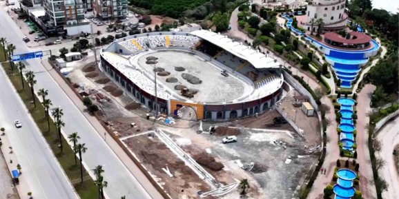 Kumluca Atatürk Stadyumu 2 ay içinde açılıyor