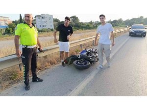 Manavgat çevreyolunda motosiklet kazası: 2 yaralı