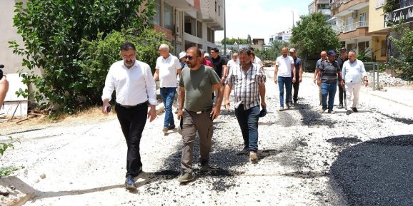 Serik Belediyesi, yoğun çalışma temposu ile yol, kaldırım ve asfalt çalışmalarına başladı