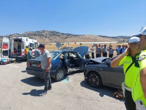 Burdur’da 10 kişinin yaralanmasına neden olan kazadan ölüm haberi