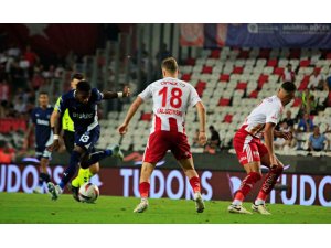 Trendyol Süper Lig: Antalyaspor: 0 - Fenerbahçe: 2 (Maç sonucu)