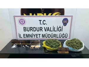 Burdur’da uyuşturucudan 2 tutuklama