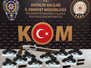 Antalya’da son 1 haftada 16 şüpheli tutuklandı