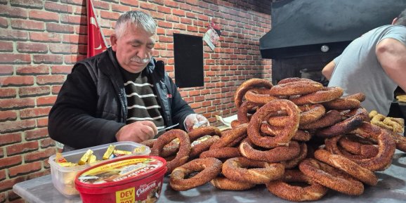 Günün her saati sıcak simit…