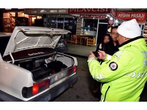 Isparta’da abartı egzoz ve modifiyeli araçlara sıkı denetim: 7 araç trafikten men edildi