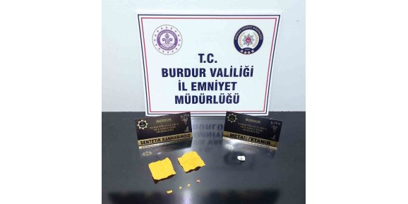 Burdur’da minibüste üzerinden uyuşturucu ile yakalanan şüpheli tutuklandı