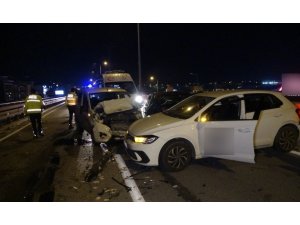 Antalya’da 4 araçlı zincirleme kaza: 3 yaralı