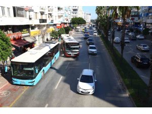 Antalya’da halk otobüsleri için şerit kararı UKOME’den geçti