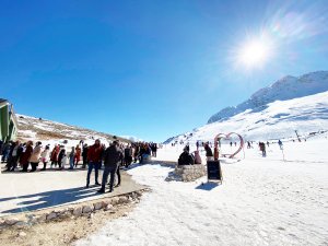 Antalya'da kar keyfi