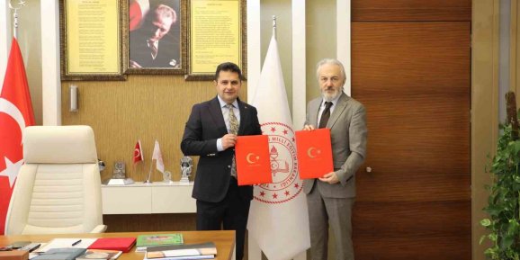 Antalya’da 5 ilçedeki 20 okulda ’Enerji Okuryazarlığı’ eğitimleri başlıyor