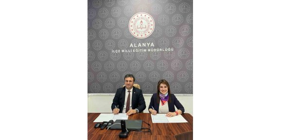 Alanya Üniversitesi TÖMER ile İlçe Milli Eğitim arasında iş birliği protokolü