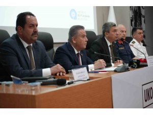 Antalya’da 4. raylı sistem yolda, havalimanında slot rekoru kırılıyor