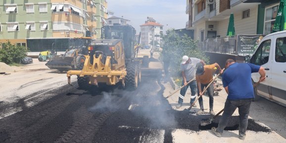 Yeniköy Mahallesi’nde yol bakım ve onarım çalışmaları