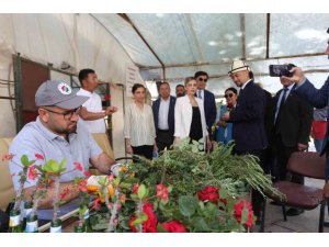 Kepez ve Kırgız Balıkçı şehri arasında kardeşlik köprüsü kuruldu