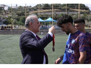 ALKÜ 10. yıl futbol turnuvası sona erdi