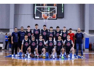Antalya’nın genç yıldızları parkelerde parladı