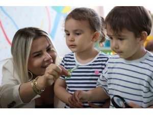 Büyükşehir çocukları ipekböceği ile tanıştırıyor