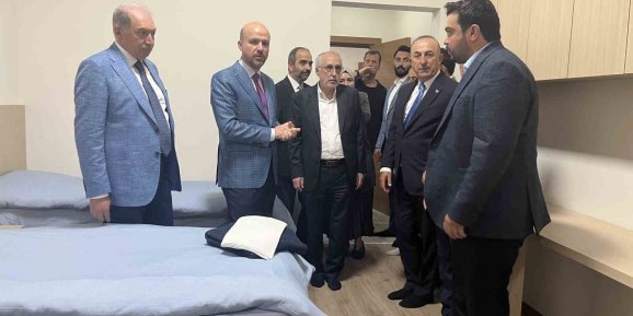 Bilal Erdoğan: "Öğretmenlerimize daha çok değer vermeliyiz çocuklarımızın öğretmen olmasını teşvik etmeliyiz"