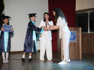 Küçük Mezunlardan Büyük Umutlar