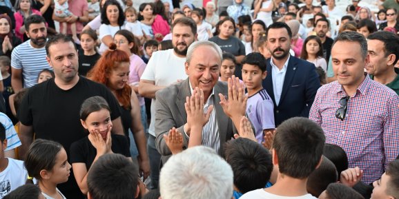 “Sahne Kepez” etkinlikleri Ahatlı Mahallesi’nden başladı.