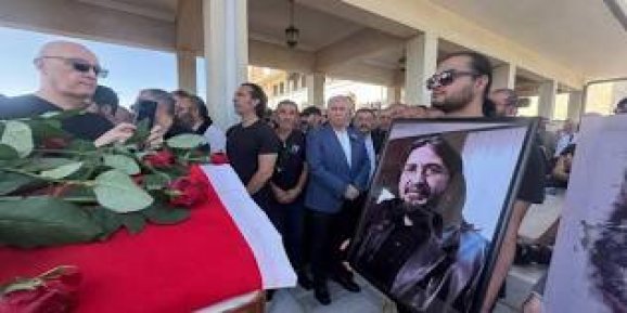 Nihat Genç ailesi ve sevenleri tarafından uğurlandı