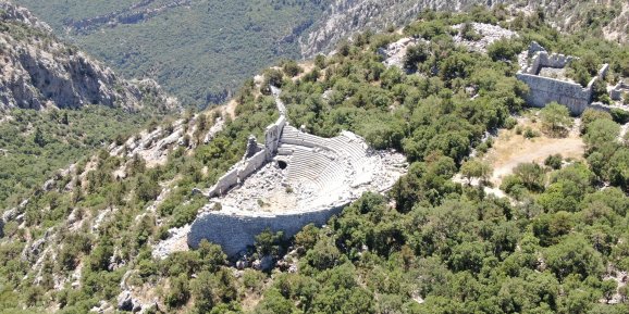 Antik kentte ilk kazı başladı