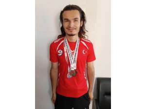 SPORA GOALBALL İLE BAŞLADI