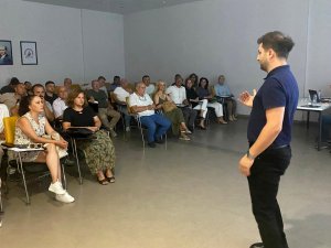 Muhtarlar ASSİM'de düzenlenen ‘Tebligat Yazma Eğitimi’ne katıldı.