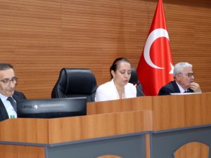 Bir telefonla çözülecek meseleleri büyütmeyelim
