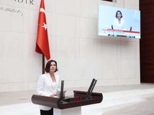 Vatandaş ve Turizmciler Turizm Yolunun Bitmesini Bekliyor